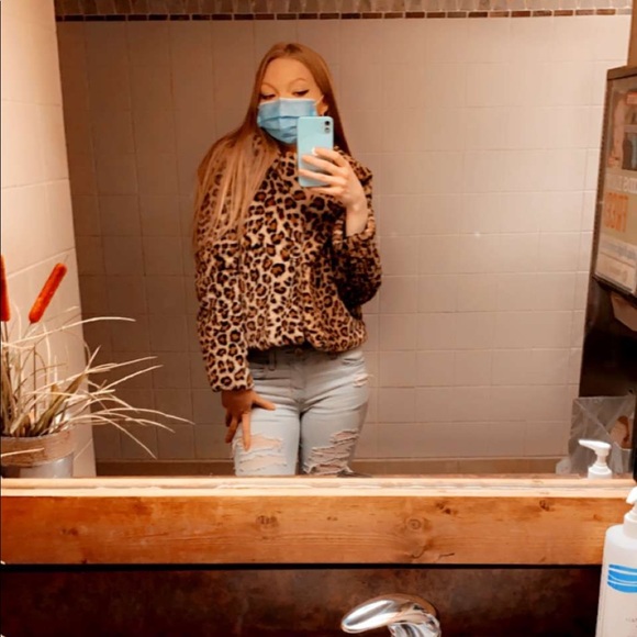 Leopard Edge Jacket - Picture 6 of 6